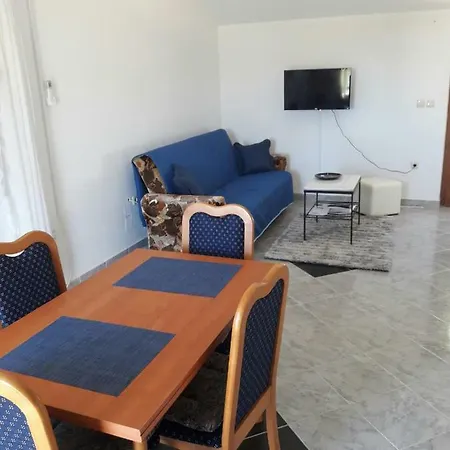 Orange&blue Appartement Sukošan